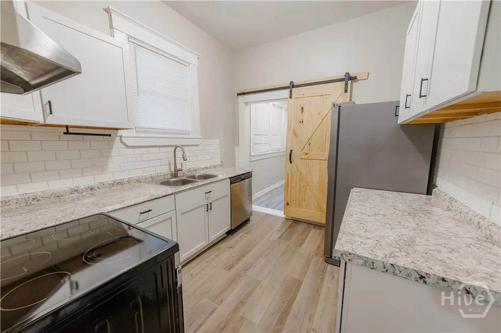 2217 Bolling Street Savannah GA 31404