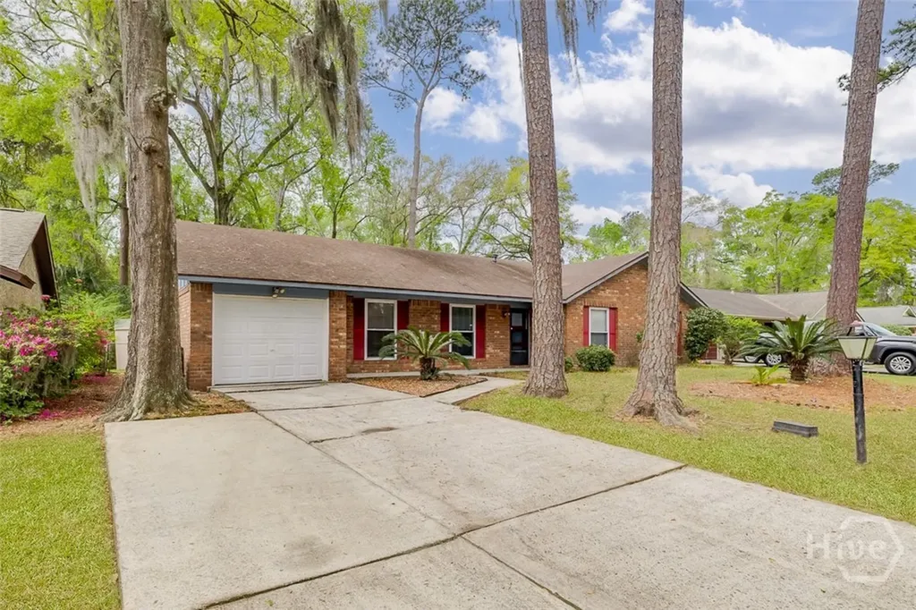 817 Jamestowne Road Savannah GA 31419