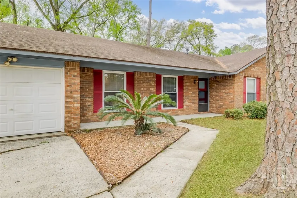 817 Jamestowne Road Savannah GA 31419