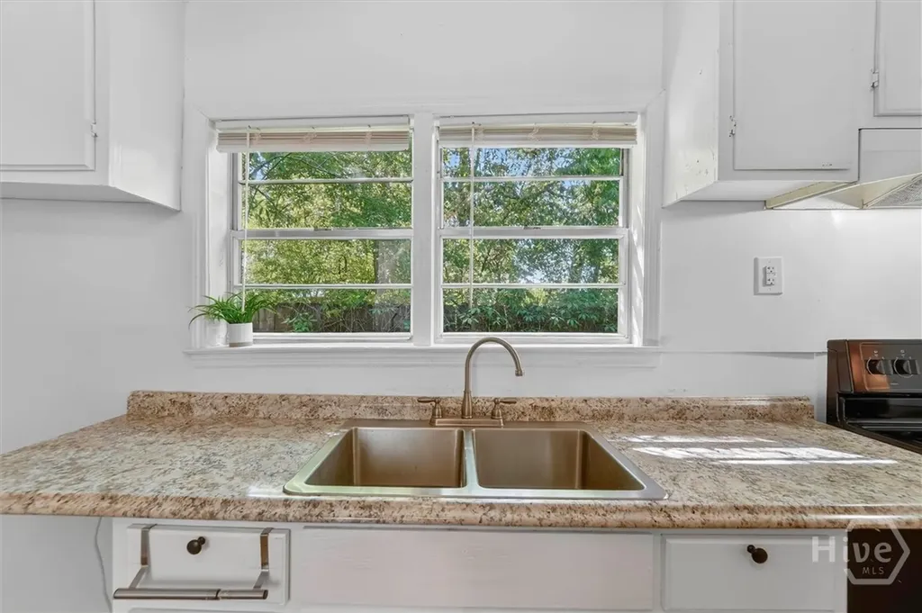2019 Mcleod Street Savannah GA 31405