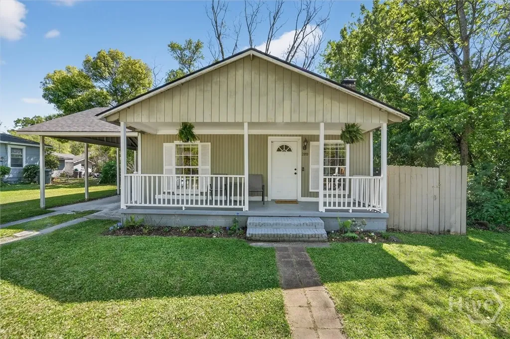 2019 Mcleod Street Savannah GA 31405