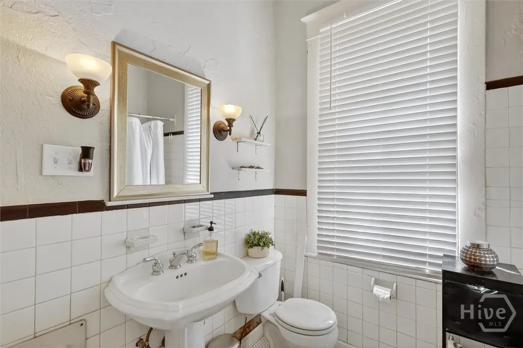 416 W 36th Street Savannah GA 31401