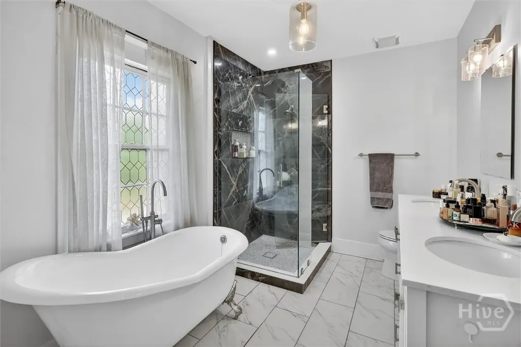 416 W 36th Street Savannah GA 31401