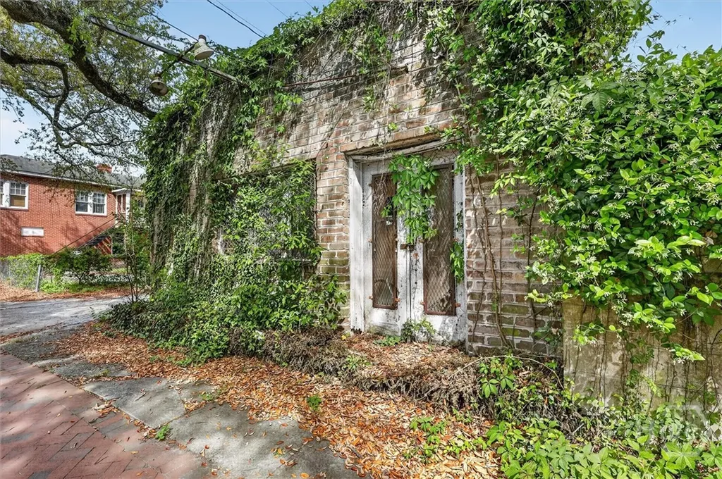 416 W 36th Street Savannah GA 31401