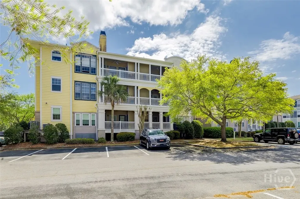 2131 Whitemarsh Way Savannah GA 31410