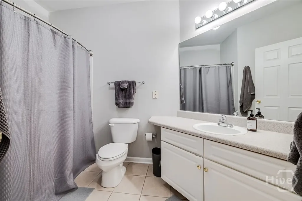 2131 Whitemarsh Way Savannah GA 31410