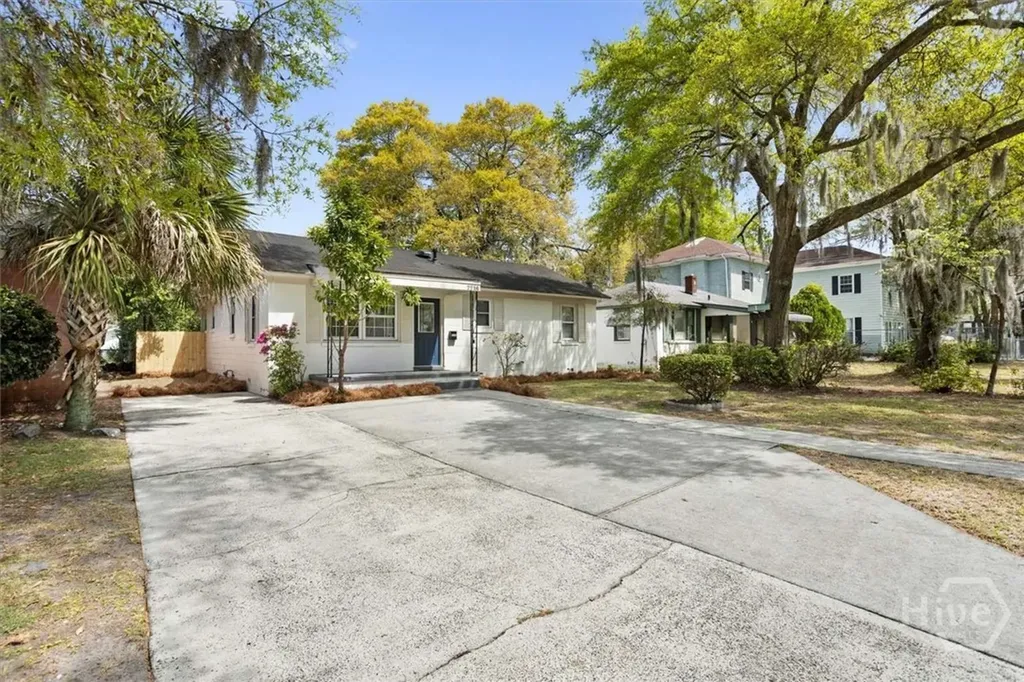 2238 Hanson Street Savannah GA 31404
