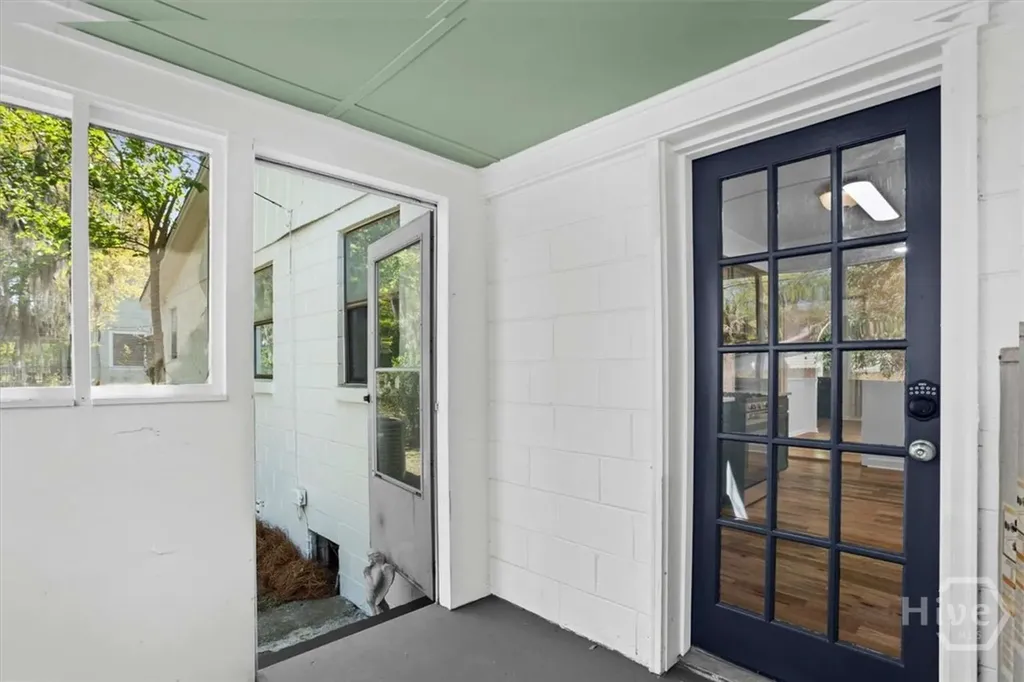 2238 Hanson Street Savannah GA 31404