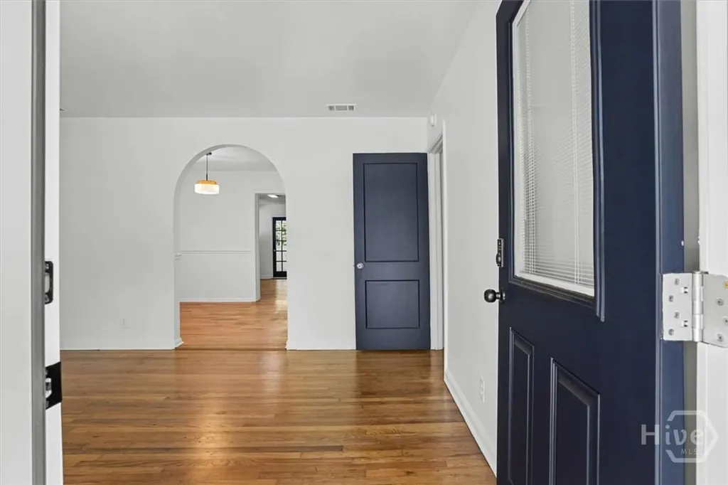 2238 Hanson Street Savannah GA 31404
