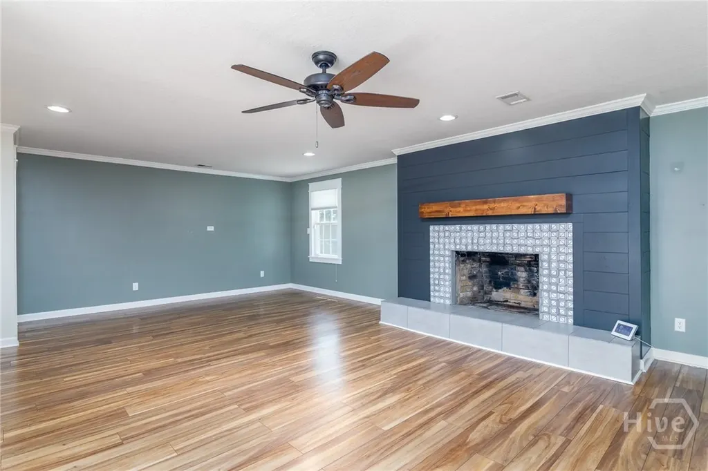 708 Virginia Avenue Glennville GA 30427