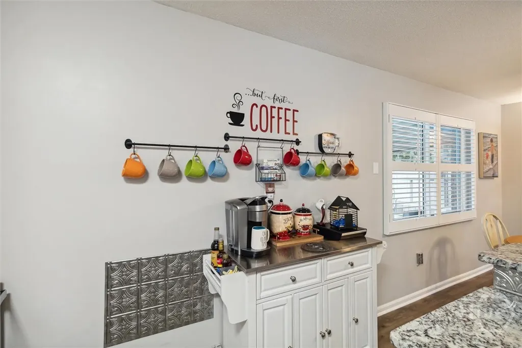 204 Kevin Drive Savannah GA 31406