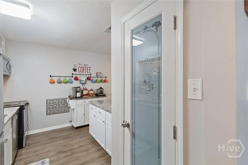 204 Kevin Drive Savannah GA 31406