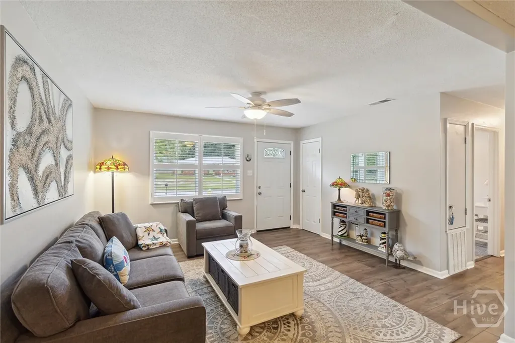 204 Kevin Drive Savannah GA 31406