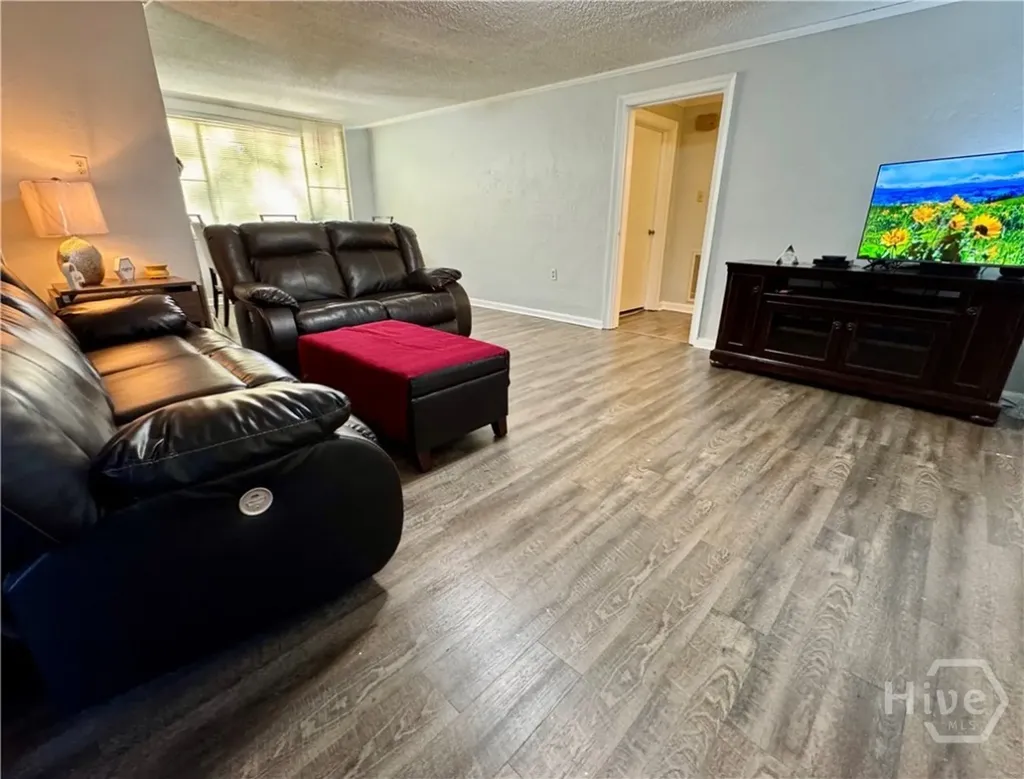 147 Camellia Avenue Savannah GA 31408