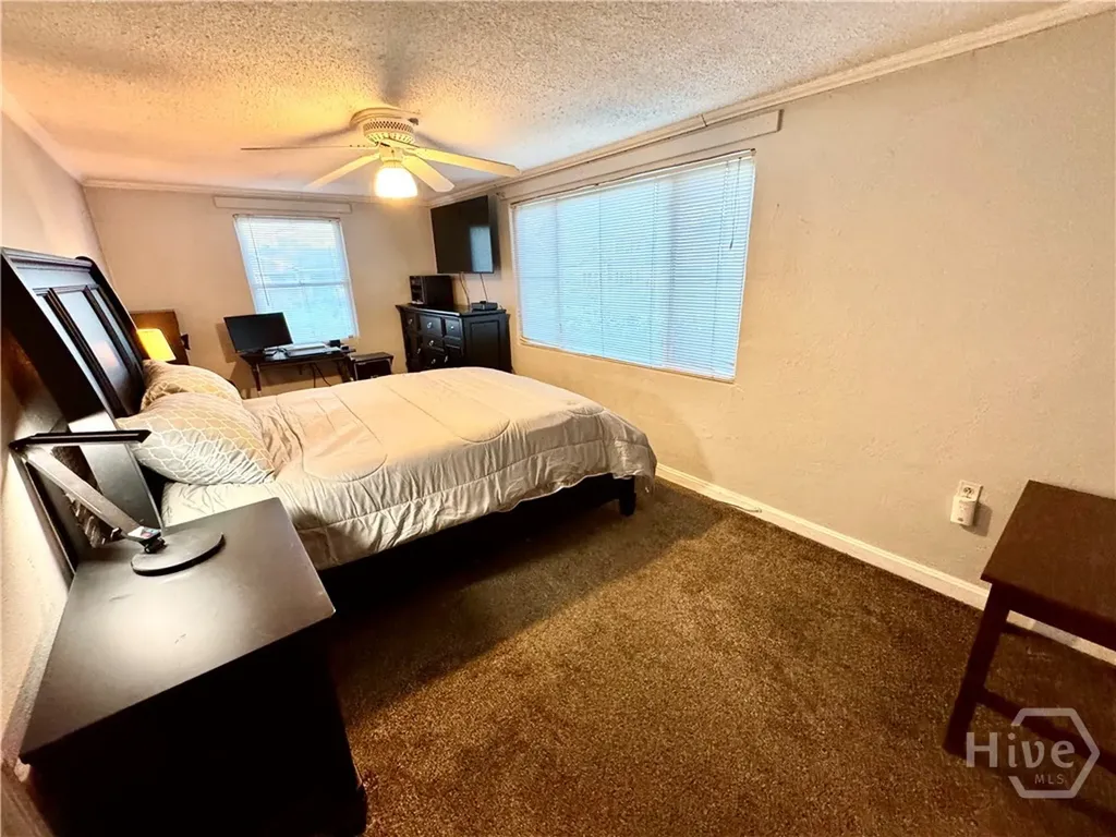 147 Camellia Avenue Savannah GA 31408