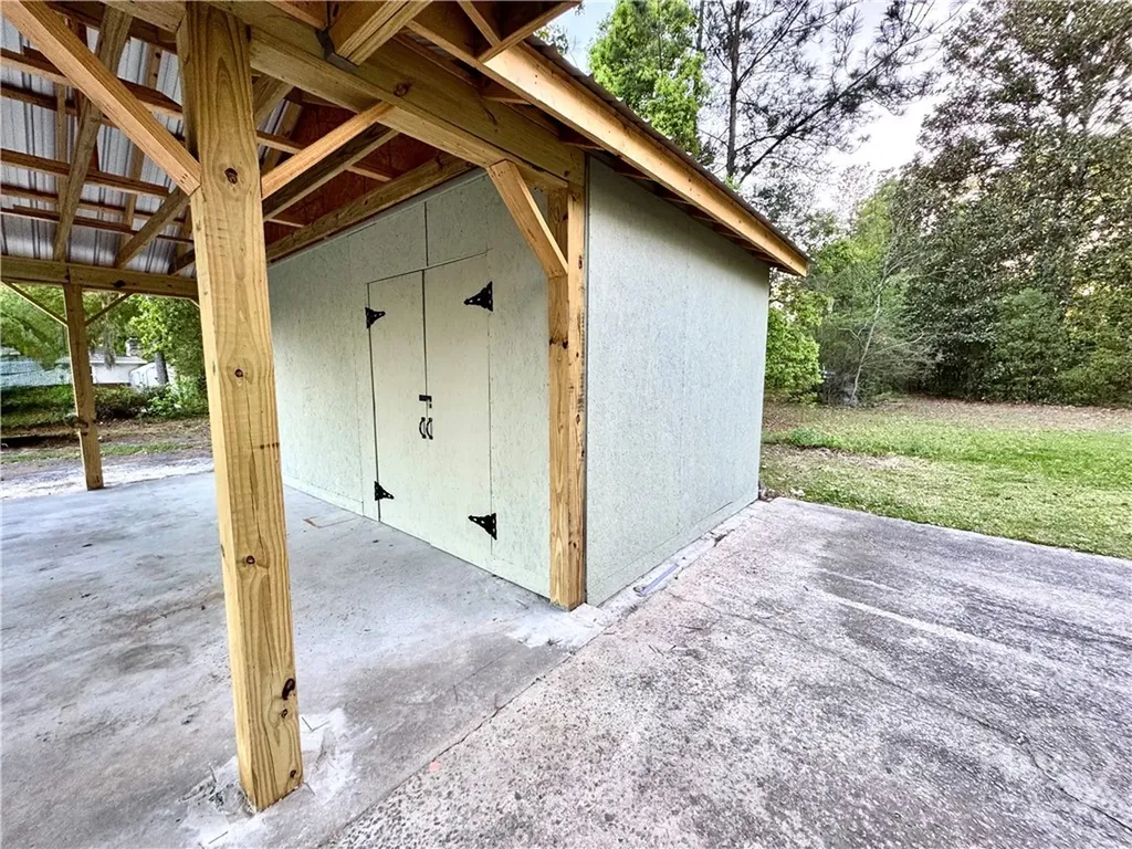 147 Camellia Avenue Savannah GA 31408