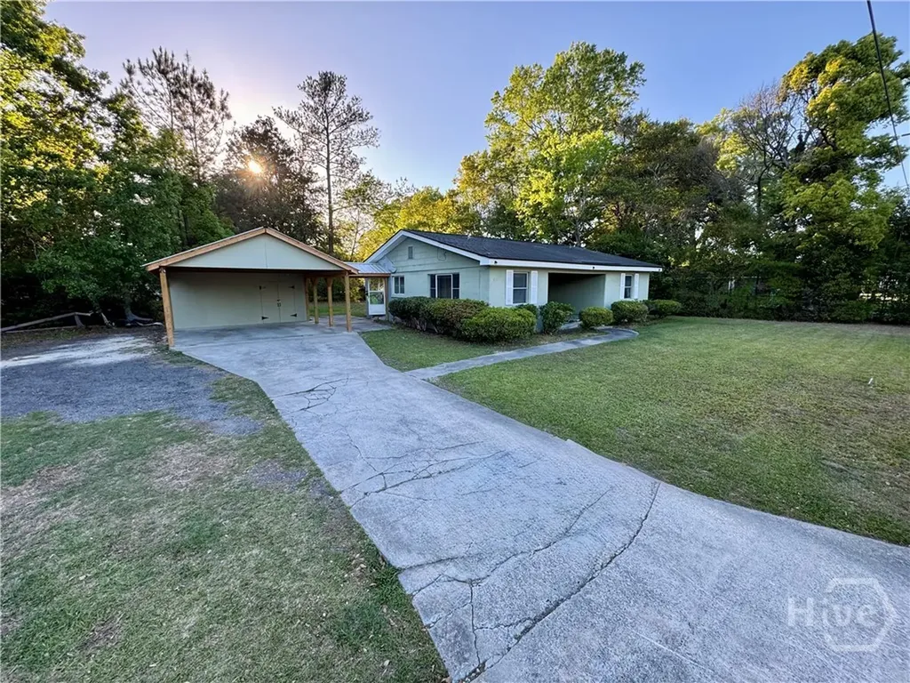 147 Camellia Avenue Savannah GA 31408