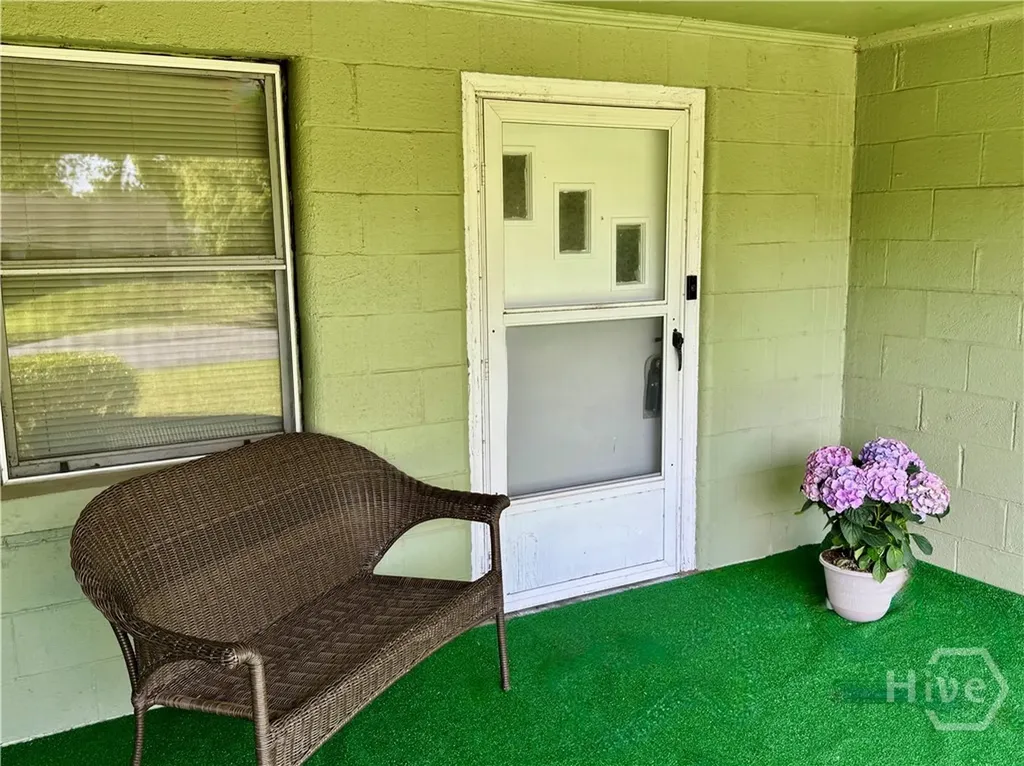 147 Camellia Avenue Savannah GA 31408