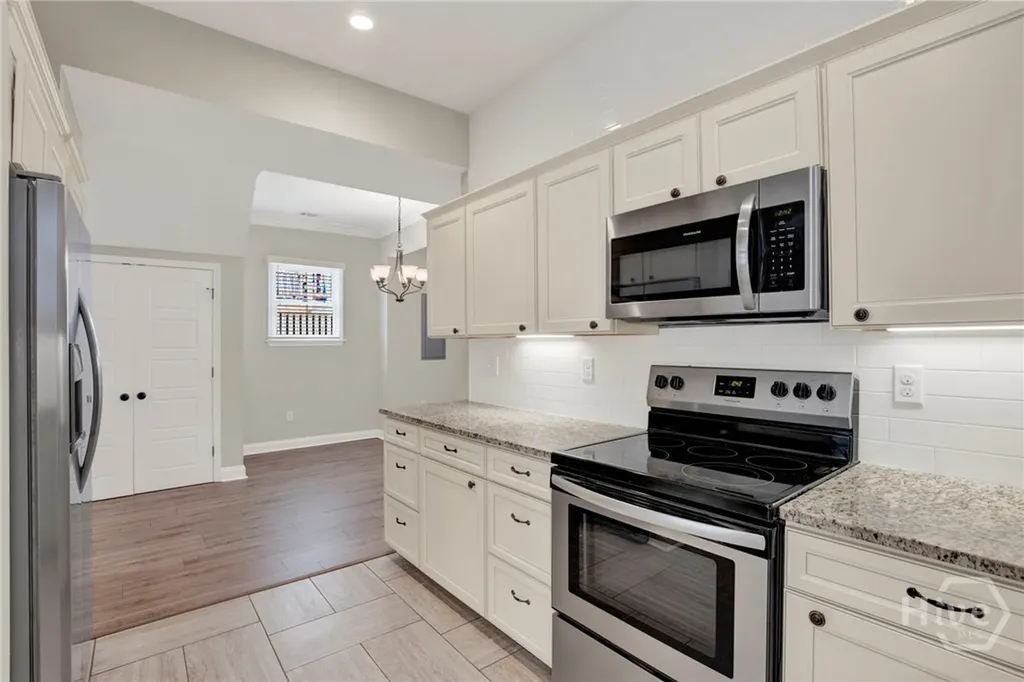 856 E 35th Street Savannah GA 31401