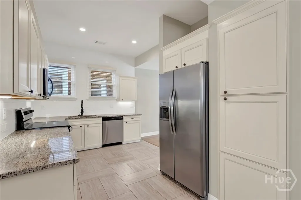 856 E 35th Street Savannah GA 31401