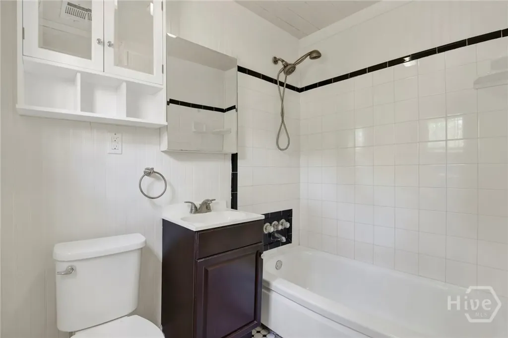 856 E 35th Street Savannah GA 31401