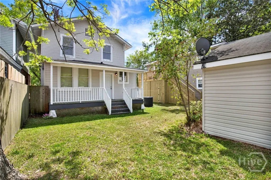 856 E 35th Street Savannah GA 31401