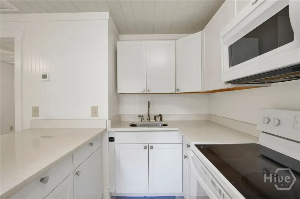 856 E 35th Street Savannah GA 31401