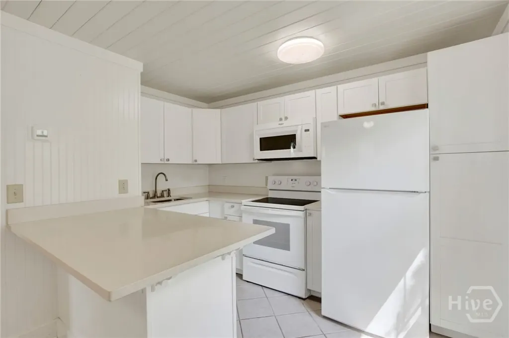 856 E 35th Street Savannah GA 31401