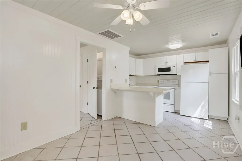 856 E 35th Street Savannah GA 31401