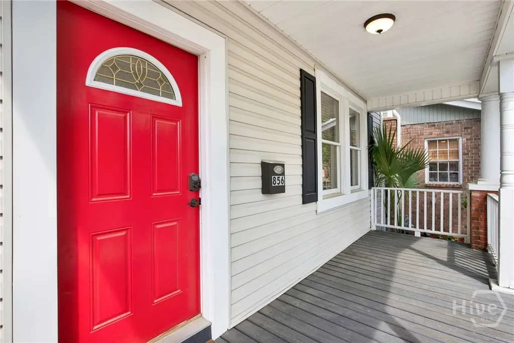 856 E 35th Street Savannah GA 31401