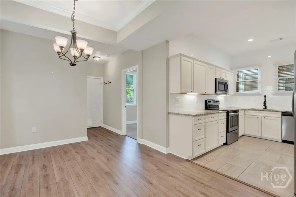 856 E 35th Street Savannah GA 31401