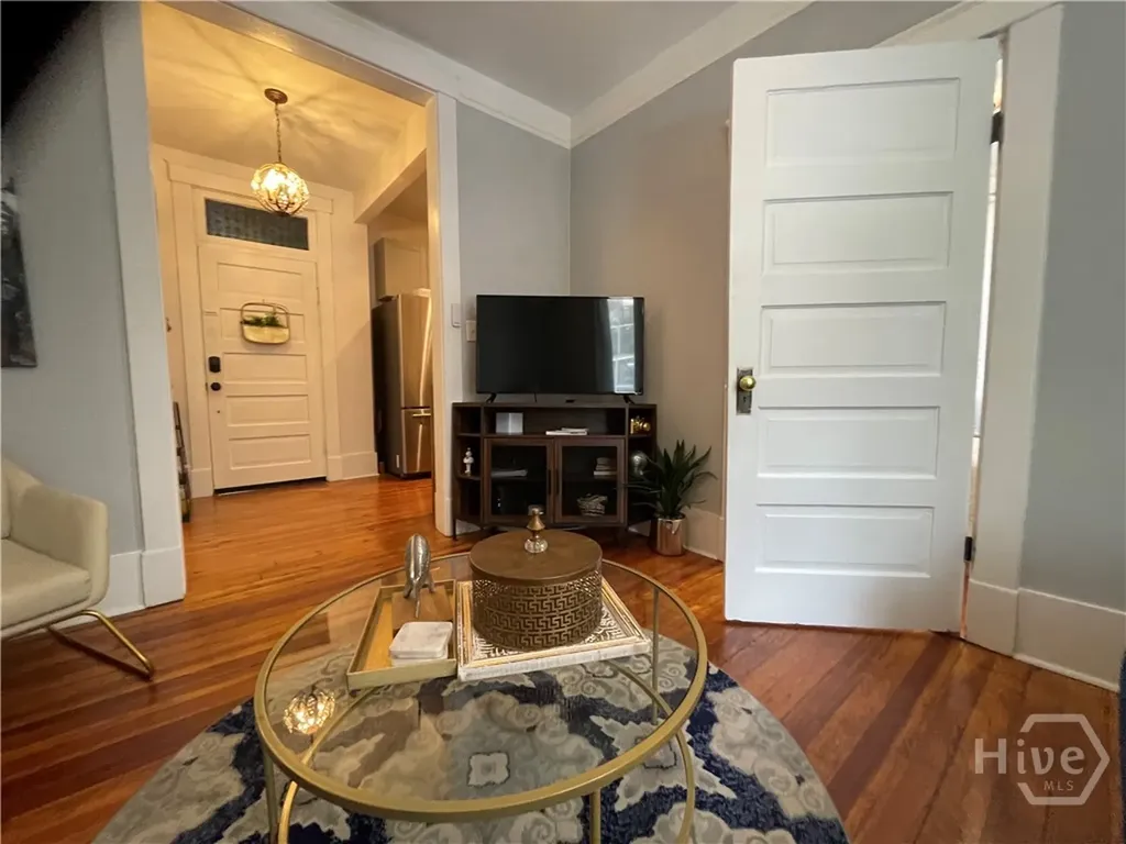 210 E State Street Savannah GA 31401