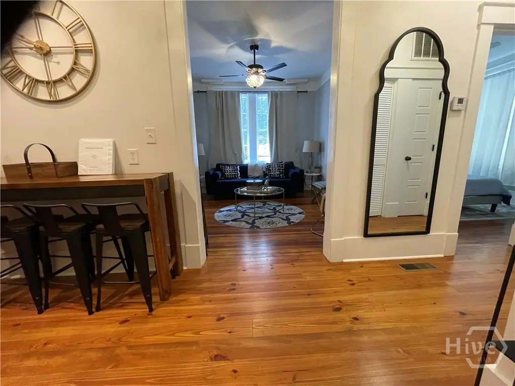 210 E State Street Savannah GA 31401