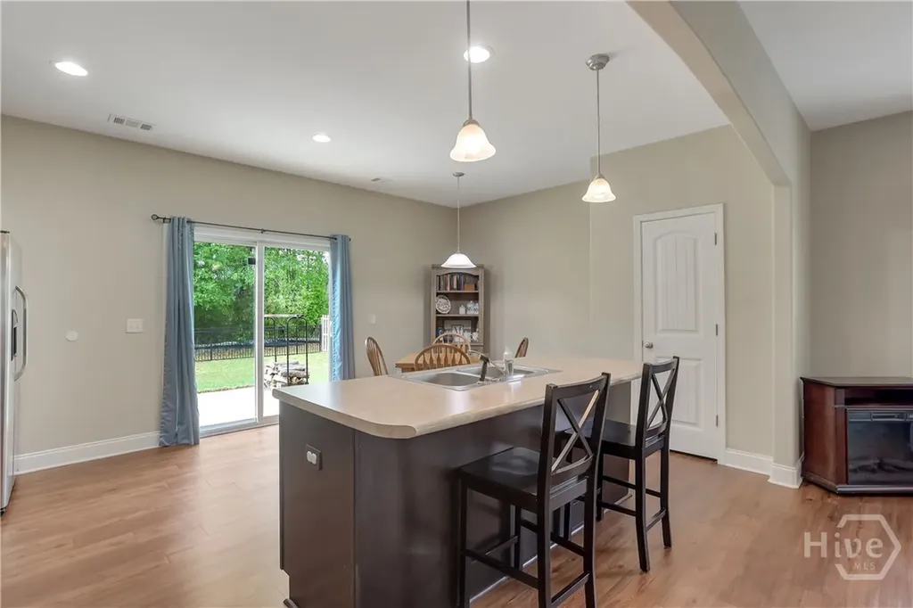 25 Bonnie Circle Ellabell GA 31308