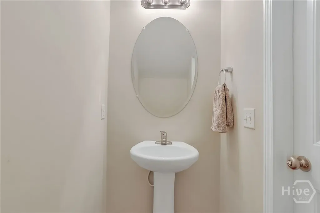 25 Bonnie Circle Ellabell GA 31308