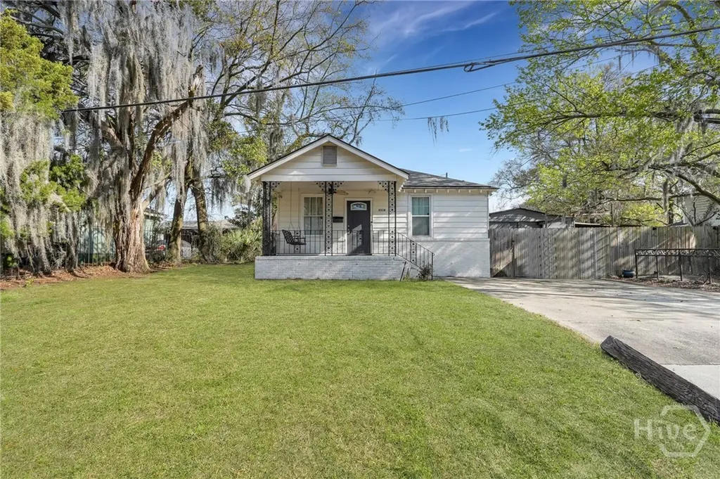 2106 Bolling Street Savannah GA 31404