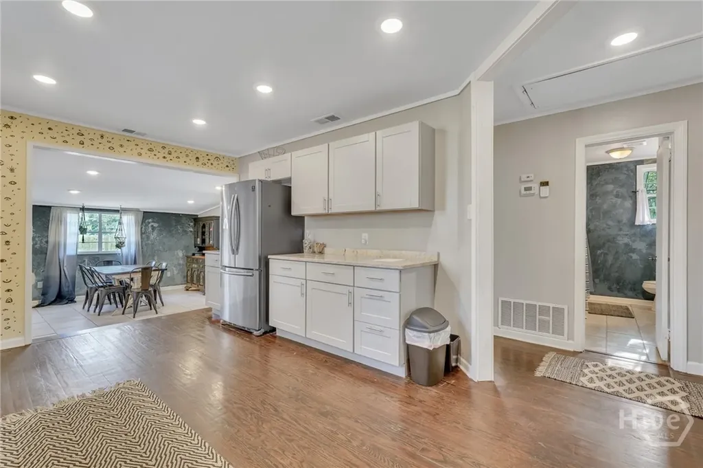 2106 Bolling Street Savannah GA 31404