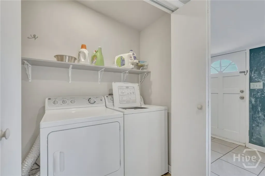2106 Bolling Street Savannah GA 31404