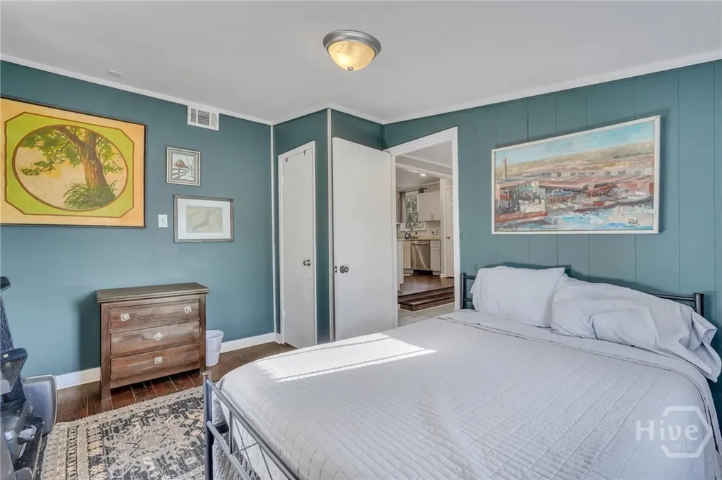 2106 Bolling Street Savannah GA 31404