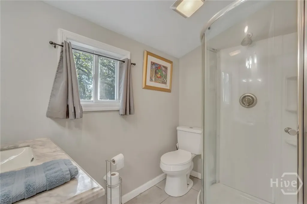 2106 Bolling Street Savannah GA 31404