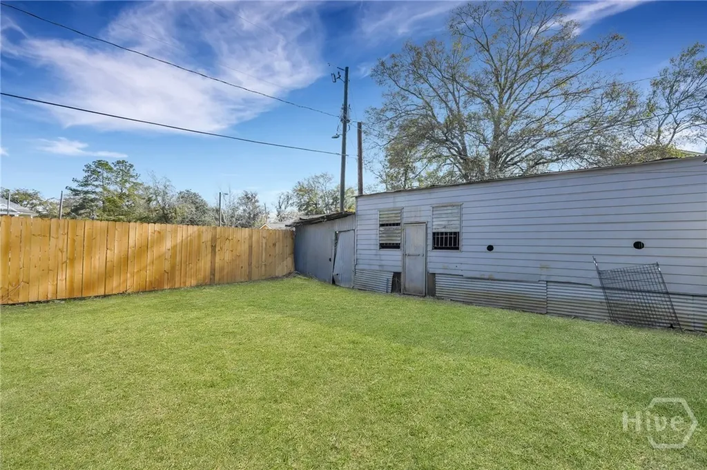 2106 Bolling Street Savannah GA 31404