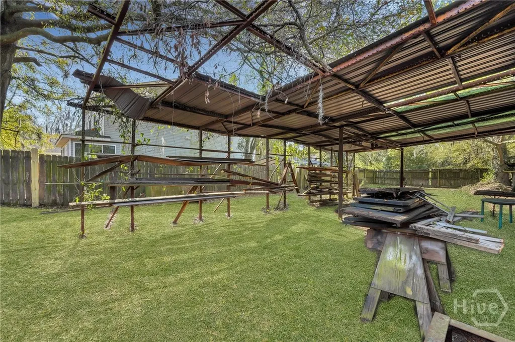2106 Bolling Street Savannah GA 31404
