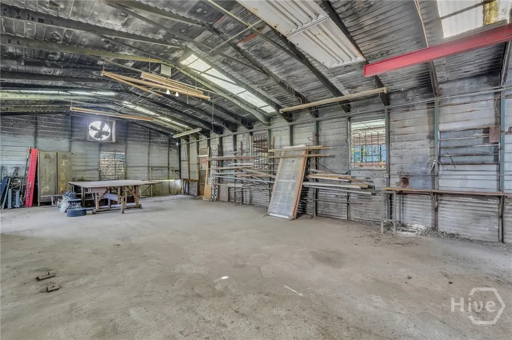 2106 Bolling Street Savannah GA 31404
