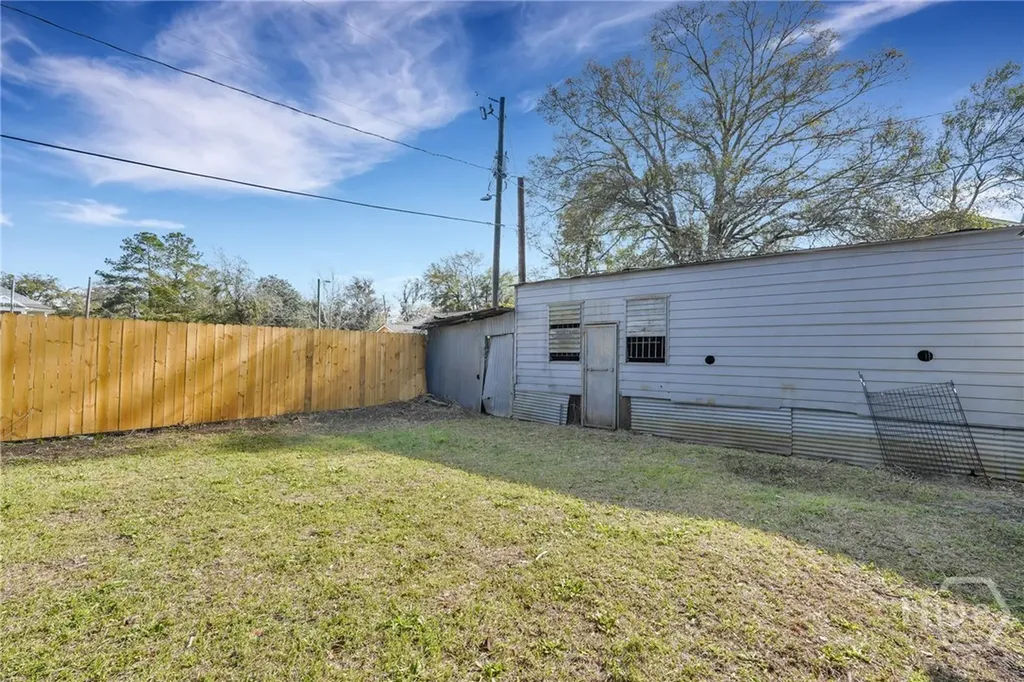 2106 Bolling Street Savannah GA 31404