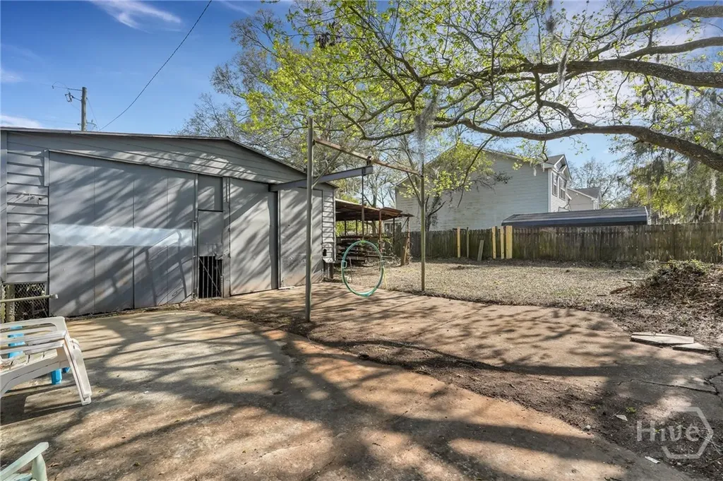 2106 Bolling Street Savannah GA 31404