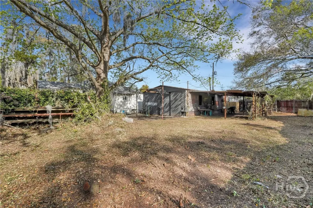 2106 Bolling Street Savannah GA 31404