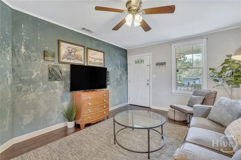 2106 Bolling Street Savannah GA 31404