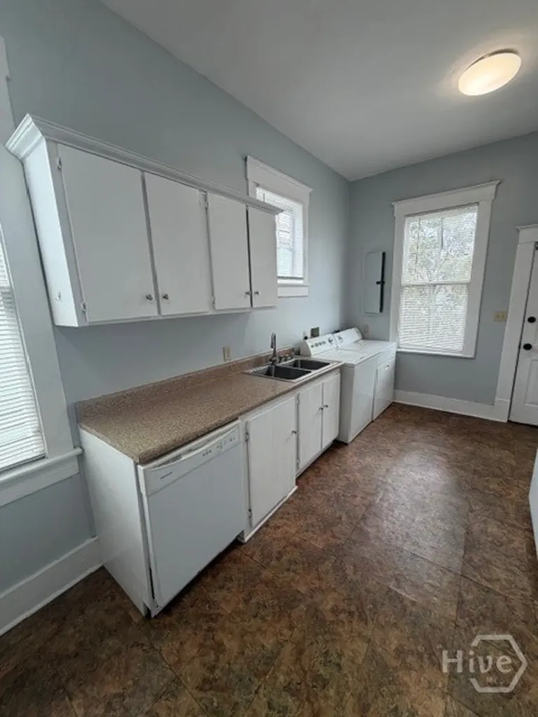 416 E 31st Street Savannah GA 31401