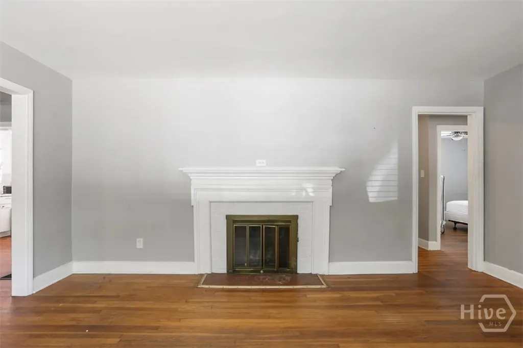 2403 E 37th Street Savannah GA 31404
