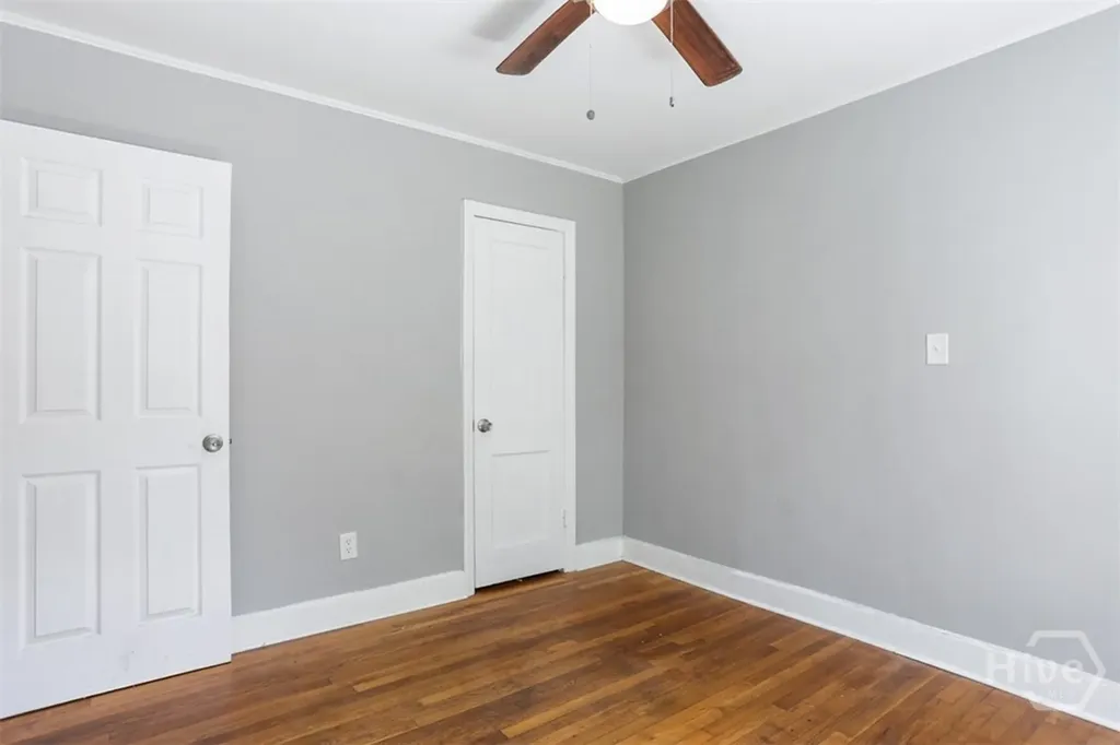 2403 E 37th Street Savannah GA 31404
